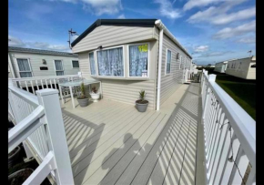 MP110 - Camber Sands Holiday Park - Nr Facilities